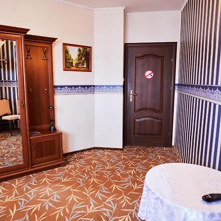 Zakatek Hotell 3*