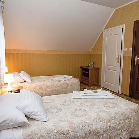 Zakatek Hotel
